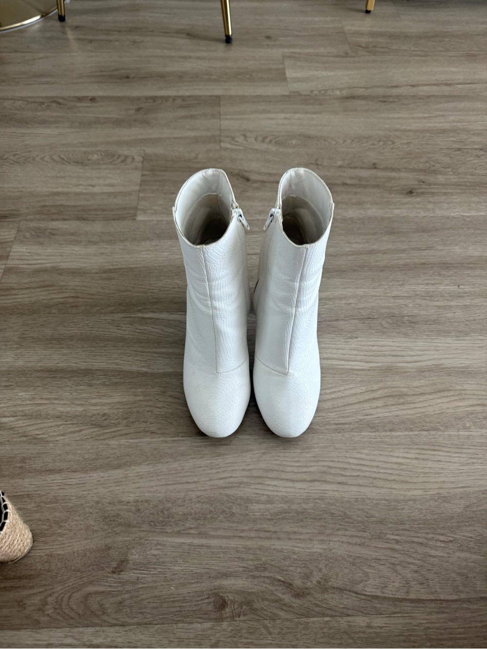 New Look White Textured Ankle Heeled Boots